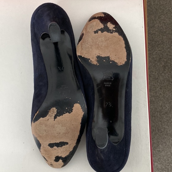 Vintage Charles Jourdan Classic Blue Suede Pump - Picture 3 of 3